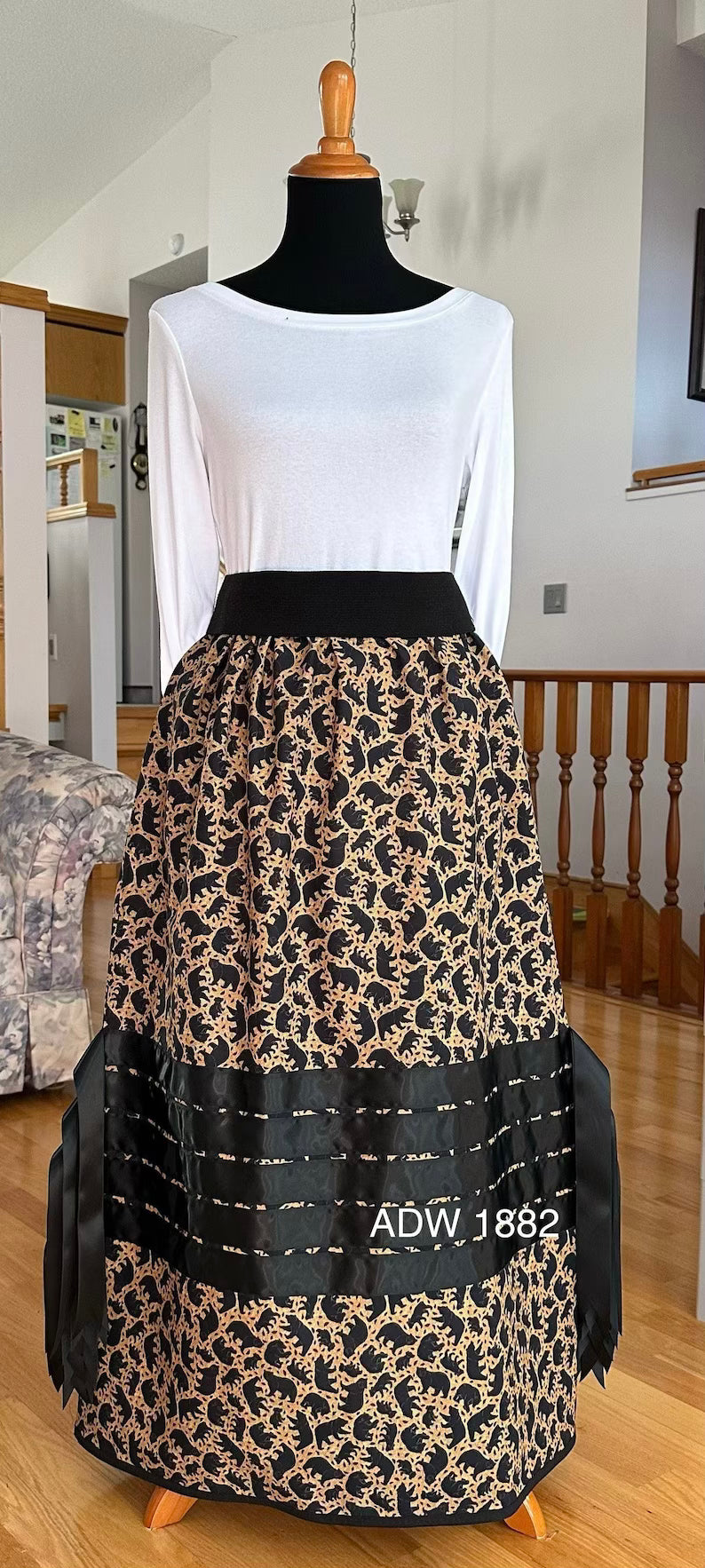 RS1882 Ribbon Skirt