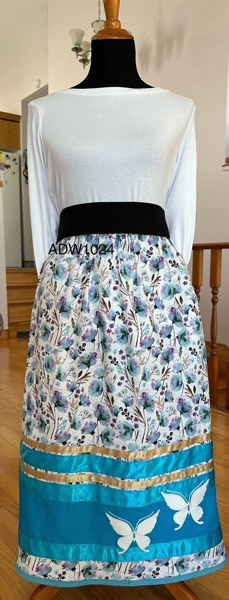 RS1024 Ribbon Skirt