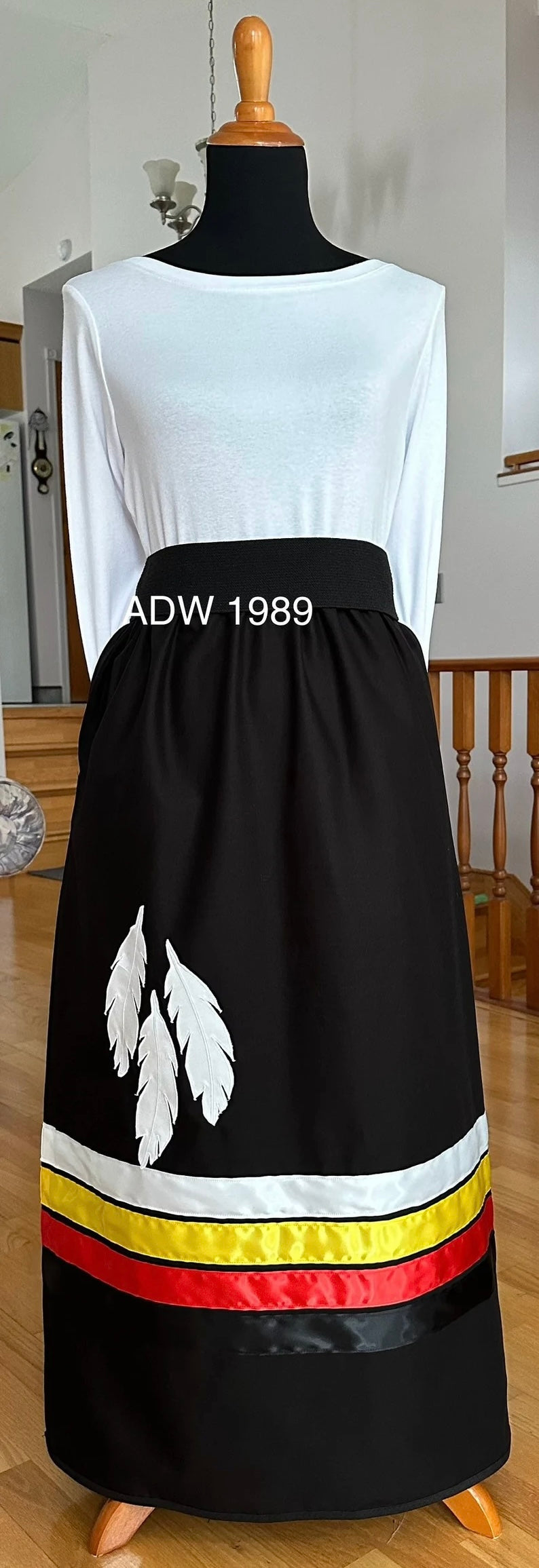 RS1989 Ribbon Skirt