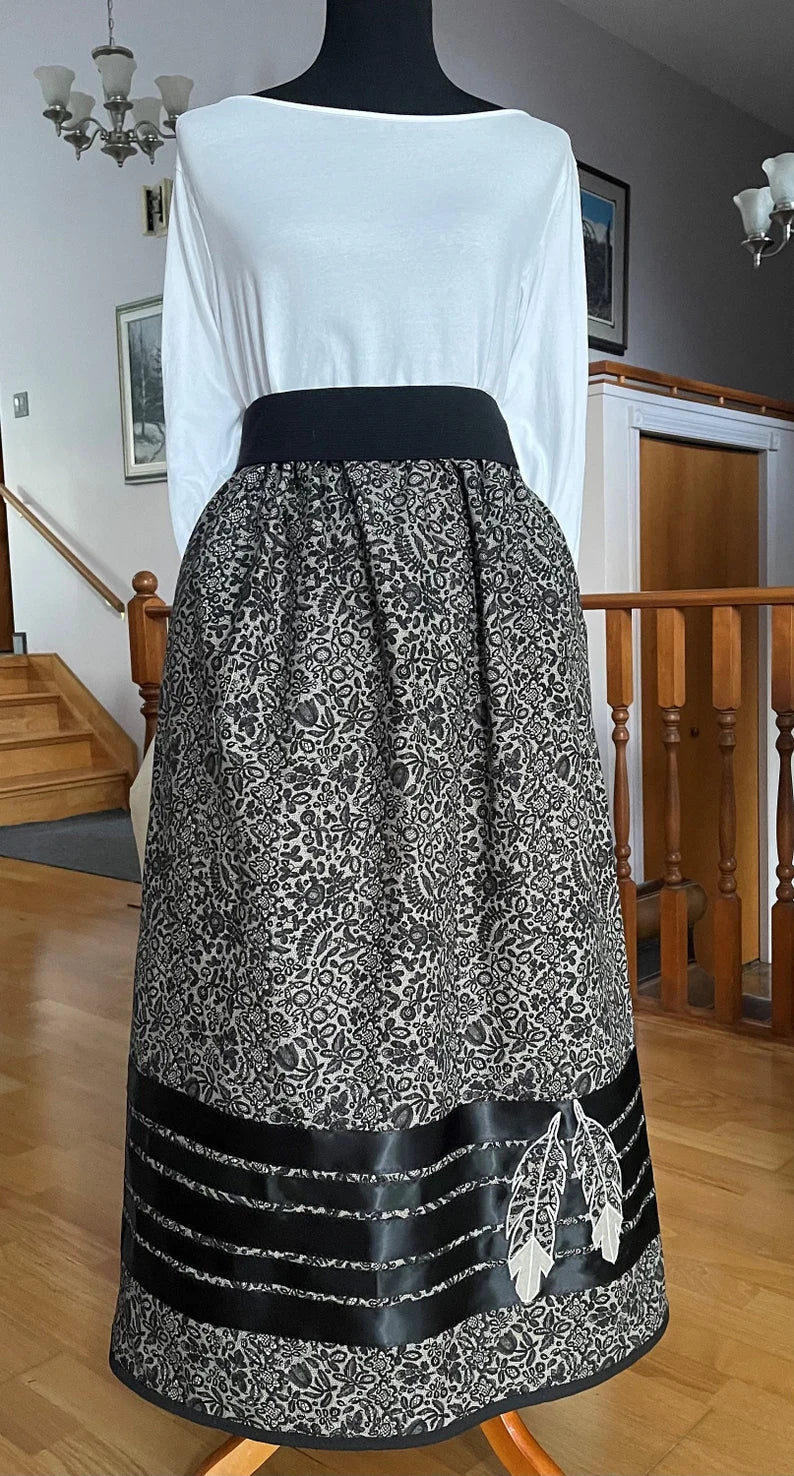 RS1671 Ribbon Skirt